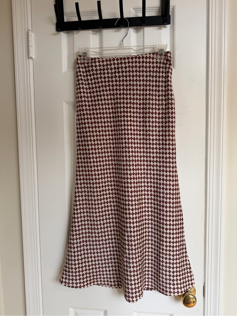 Abercrombie & Fitch Burgundy Diamond Satin Midi Skirt XSP